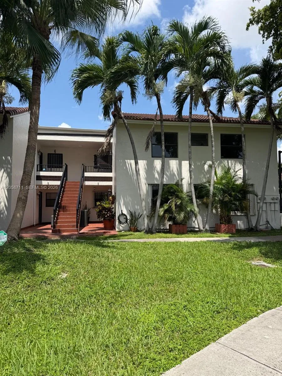 En Renta 10875 NW 7th Street 23-36, Miami, FL 33172, Miami, FL 33172