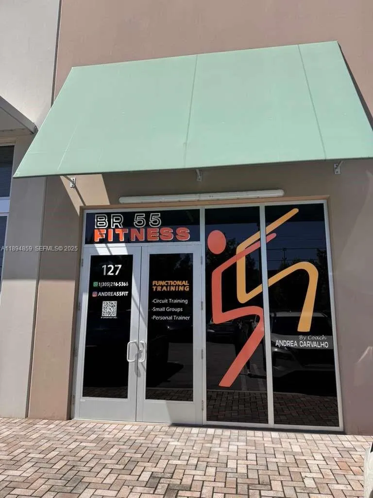 Foto de propiedad en 10890 NW 17th Street 127, Sweetwater, FL 33172 Sweetwater con MLS# 