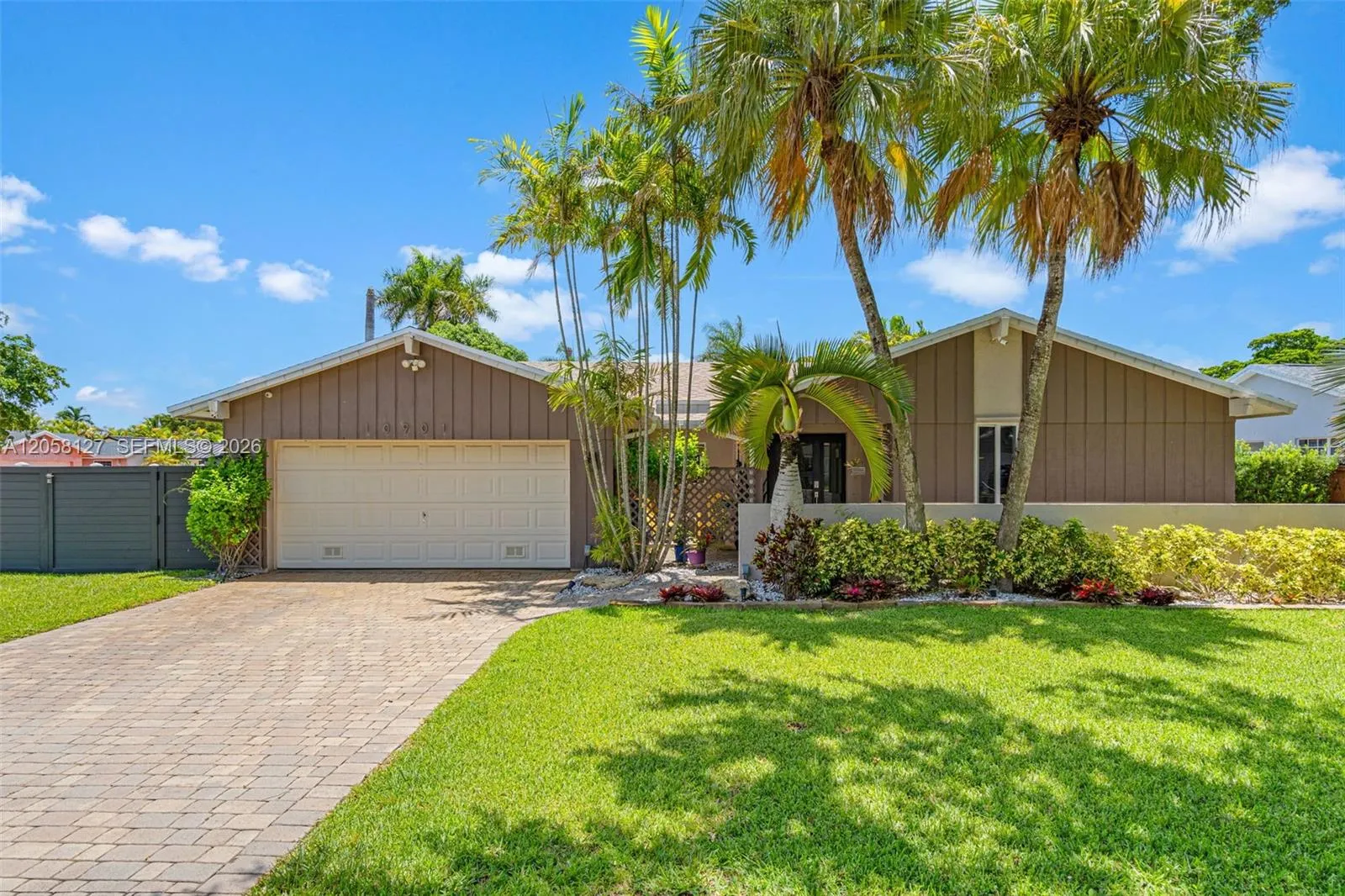 Vendido 10901 SW 140th Avenue, Miami, FL 33186, Miami, FL 33186