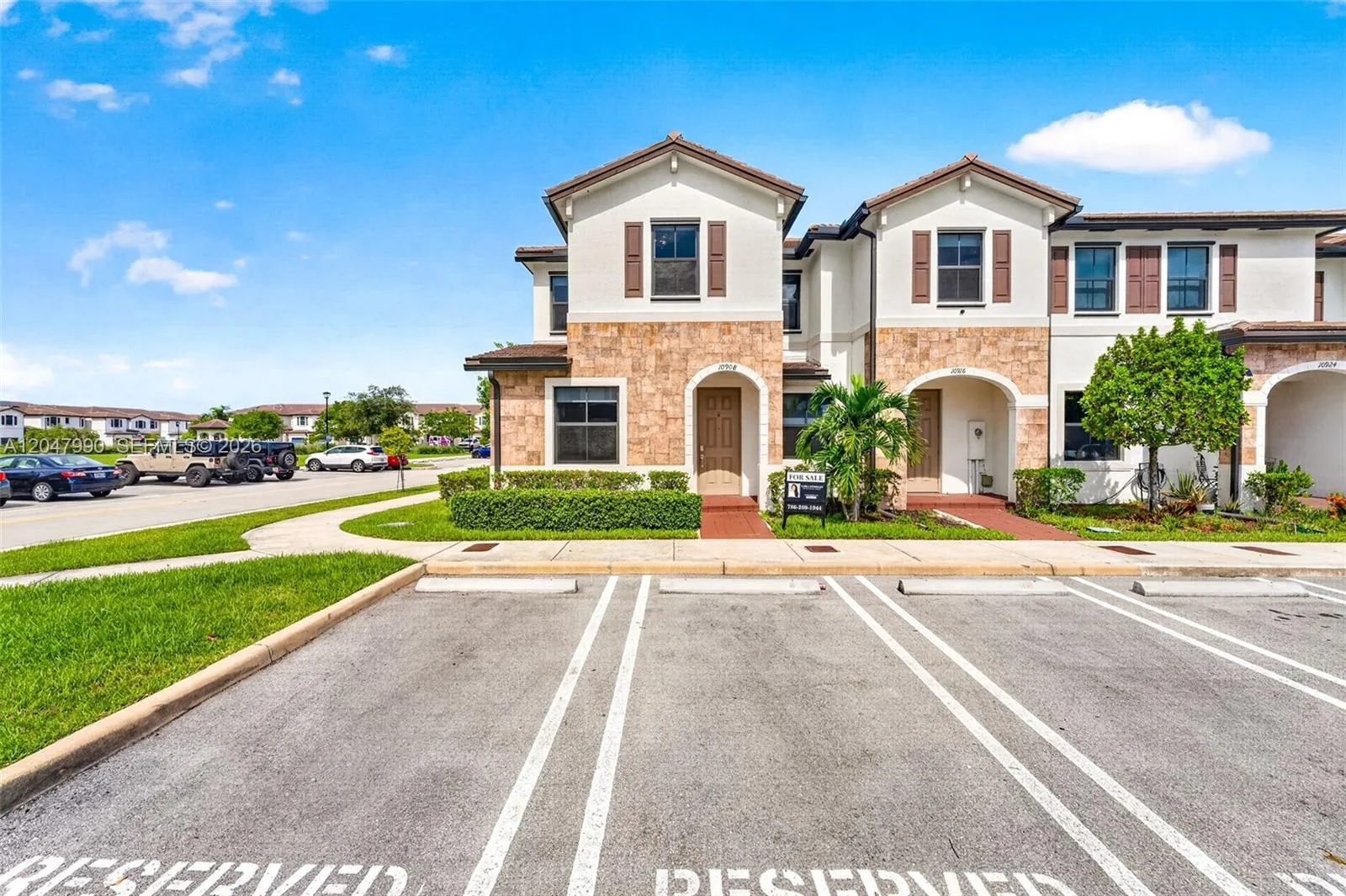 Foto de propiedad en 10908 W 32nd Lane, Hialeah, FL 33018 Hialeah con MLS# 