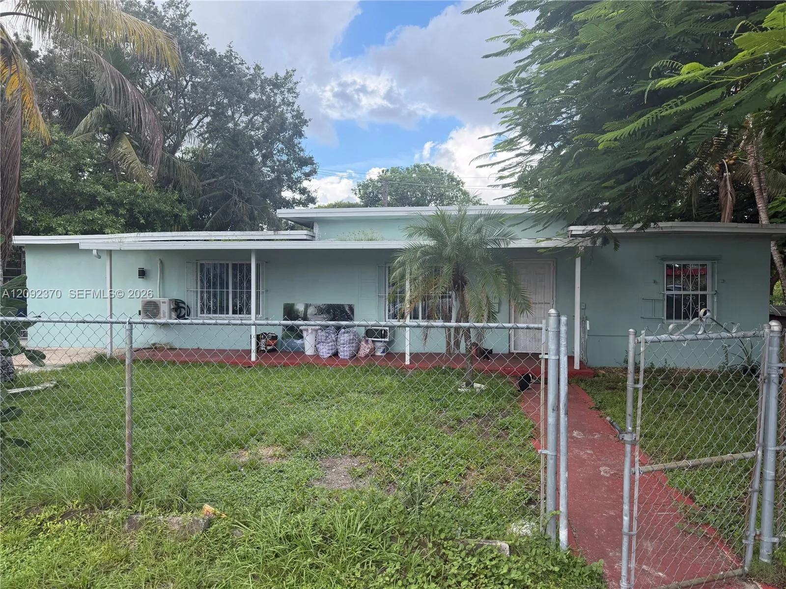 En Venta 1091 Salih Street, Opa-Locka, FL 33054, Opa-Locka, FL 33054