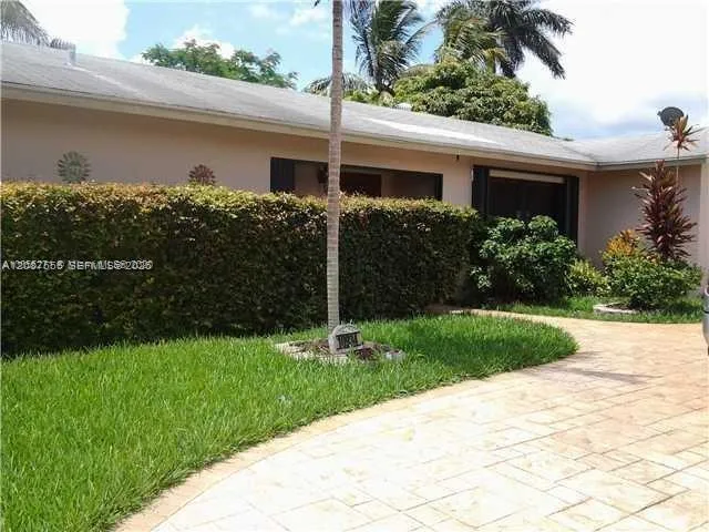 En Renta 10934 SW 158th Terrace 0, Miami, FL 33157, Miami, FL 33157