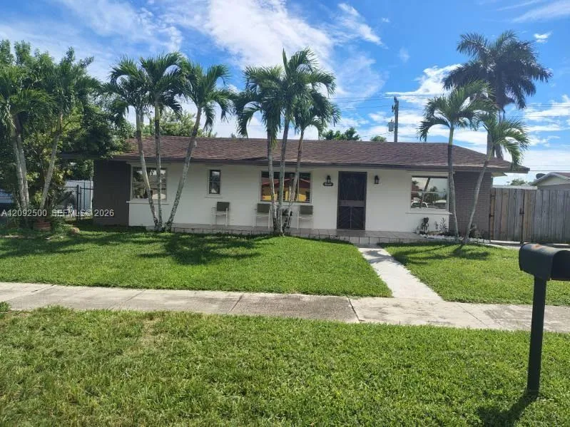 En Venta 10980 SW 143rd Terrace, Miami, FL 33176, Miami, FL 33176