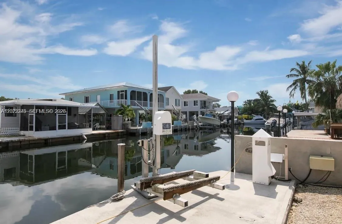 Foto de propiedad en 11 Flamingo Road, Key Largo, FL 33037 Key Largo con MLS# 