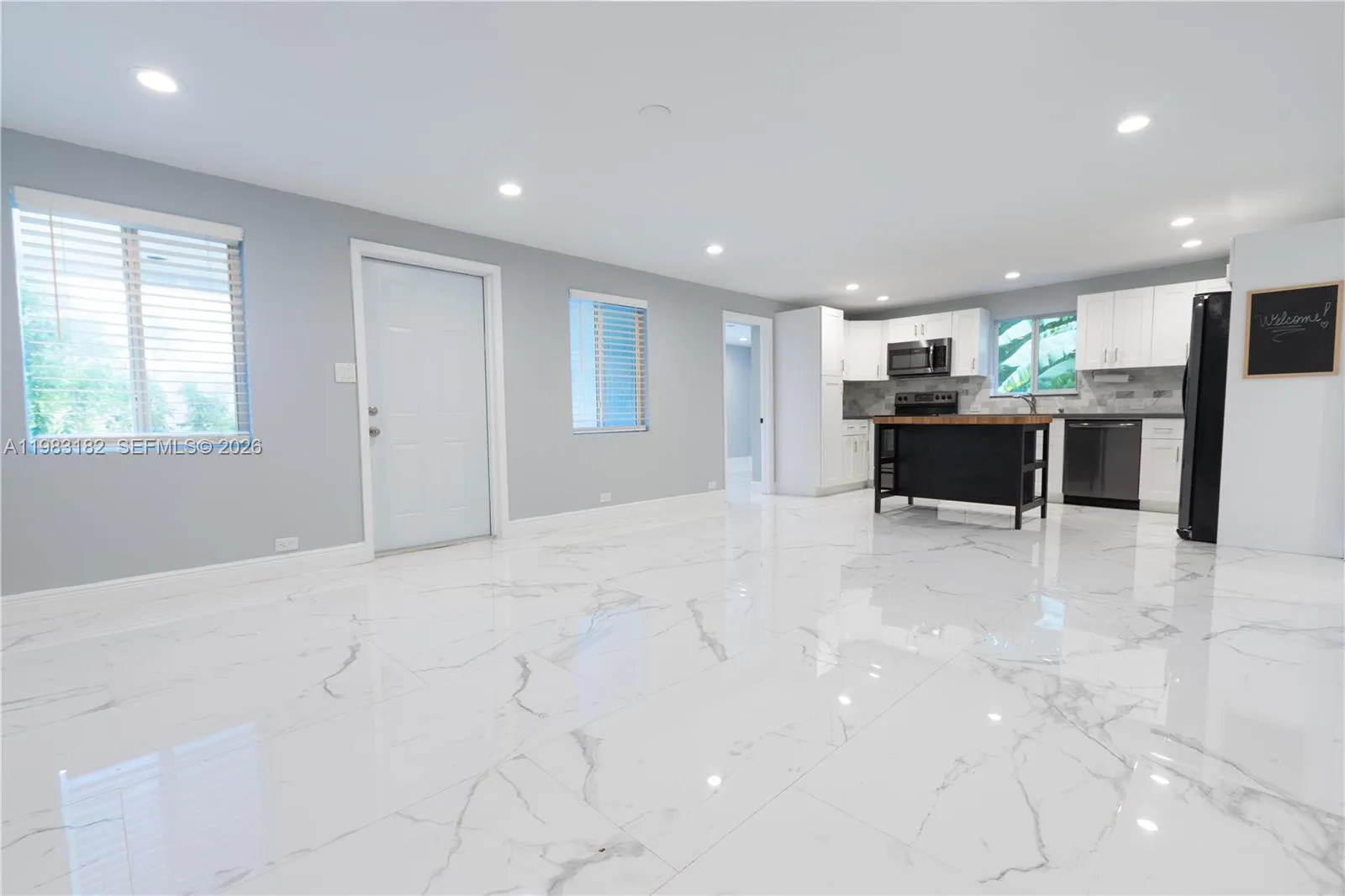 Foto de propiedad en 11 Judy Place, Key Largo, FL 33037 Key Largo con MLS# 