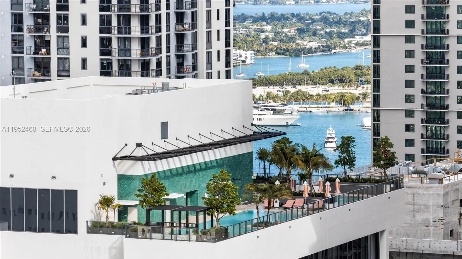 Foto de propiedad en 11 NE 6 Street 3210, Miami, FL 33132 Miami con MLS#