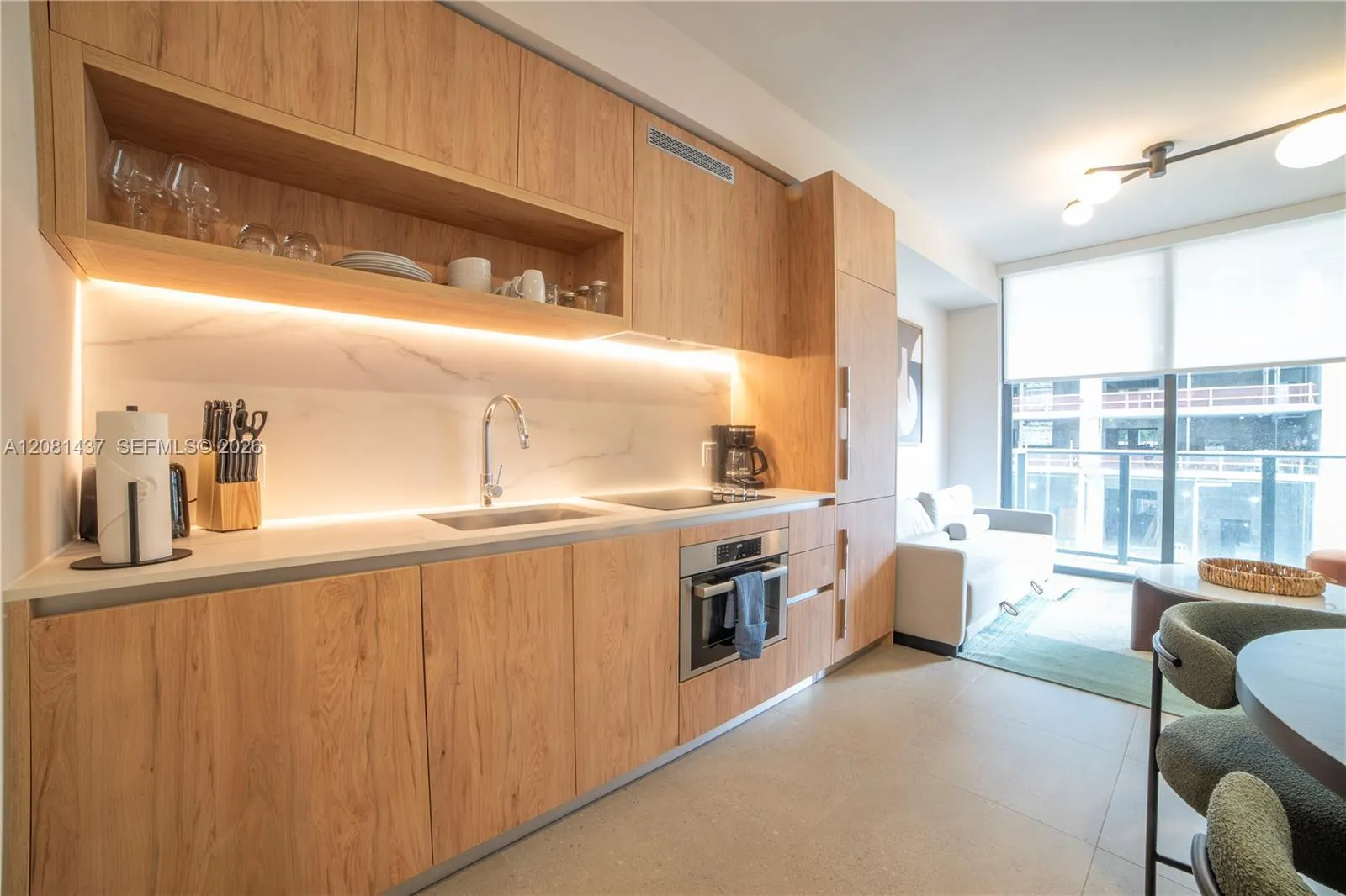 Foto de propiedad en 11 NE 6th 1403, Miami, FL 33132 Miami con MLS# 