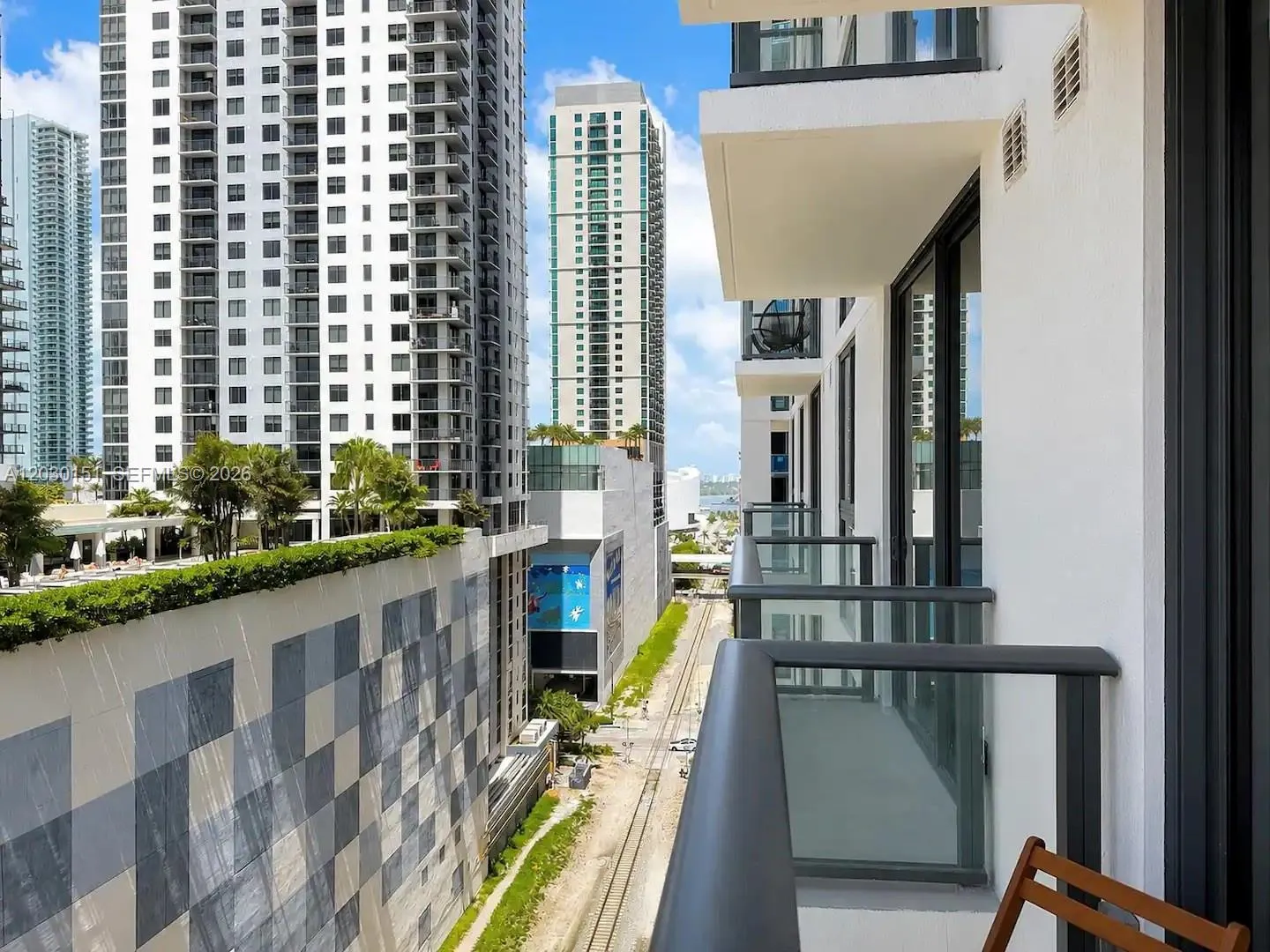 Foto de propiedad en 11 NE 6th Street 1212, Miami, FL 33132 Miami con MLS#