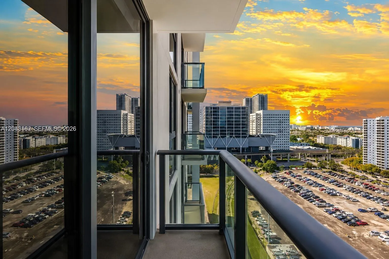 En Venta 11 NE 6th Street 1712, Miami, FL 33132, Miami, FL 33132