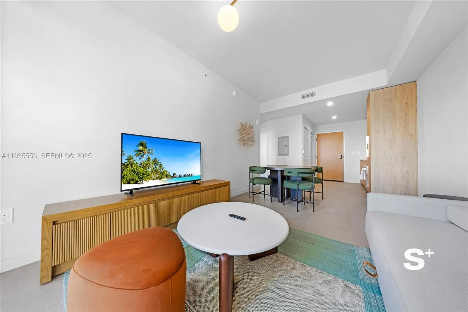 Foto de propiedad en 11 NE 6th Street 1903, Miami, FL 33132 Miami con MLS#