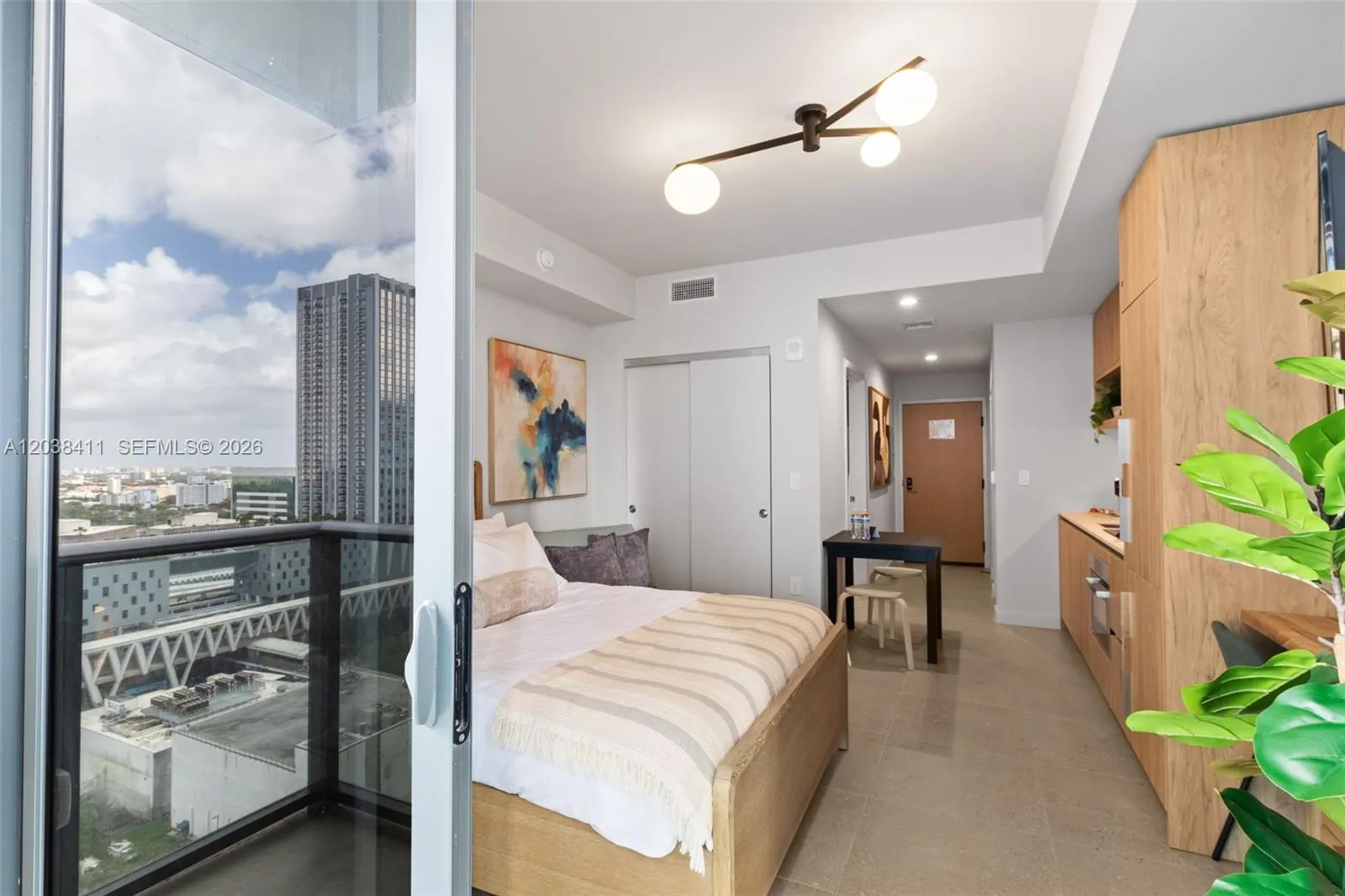 Foto de propiedad en 11 NE 6th Street 2406, Miami, FL 33132 Miami con MLS#
