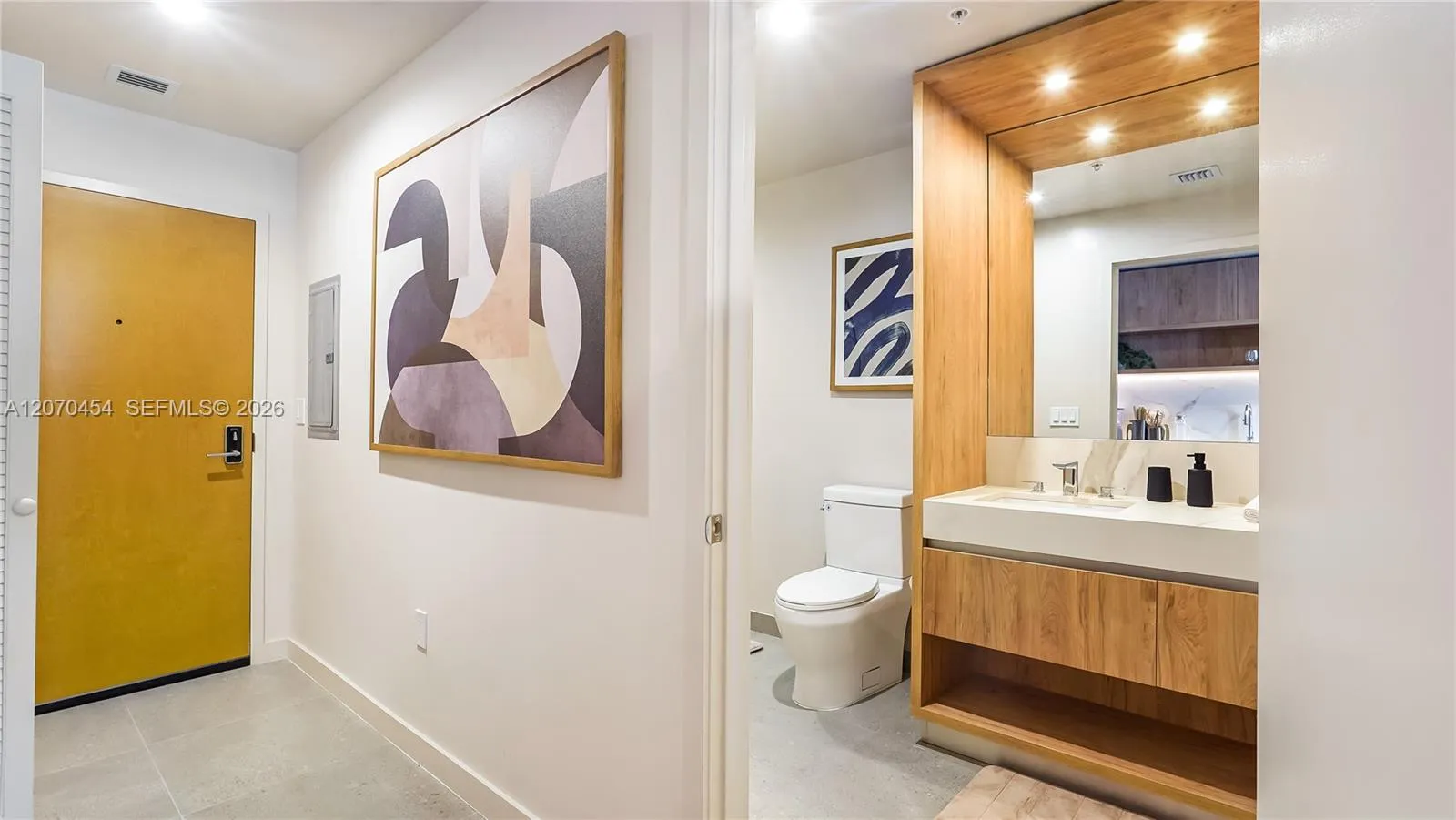 Foto de propiedad en 11 NE 6th Street 808, Miami, FL 33132 Miami con MLS#