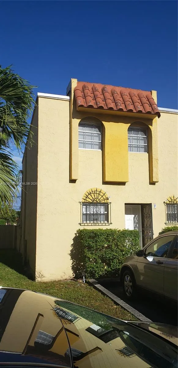 En Renta 11 Olive Drive F, Hialeah, FL 33010, Hialeah, FL 33010