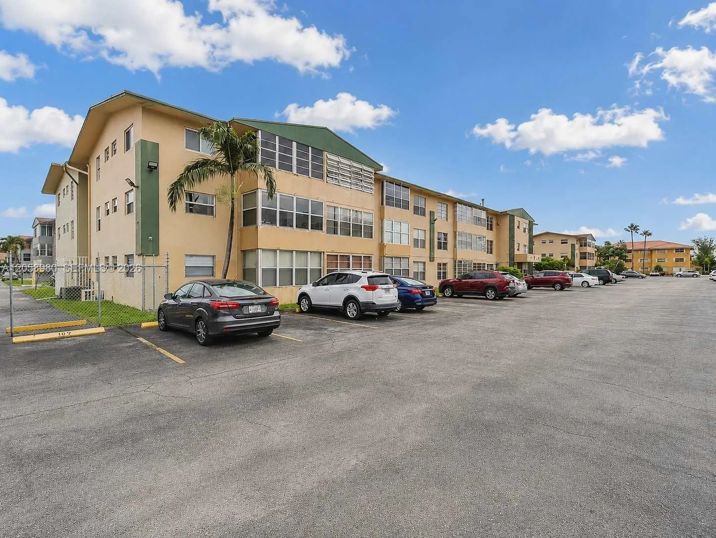 En Venta 110 Royal Palm Road 208, Hialeah Gardens, FL 33016, Hialeah Gardens, FL 33016