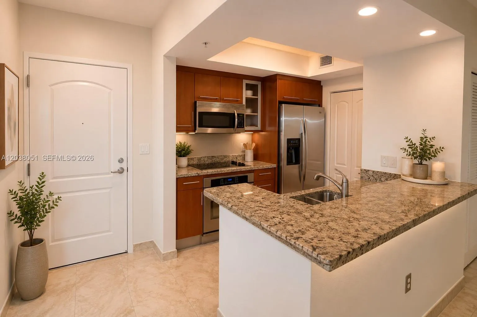 Foto de propiedad en 110 Washington Avenue 1512, Miami Beach, FL 33139 Miami Beach con MLS# 