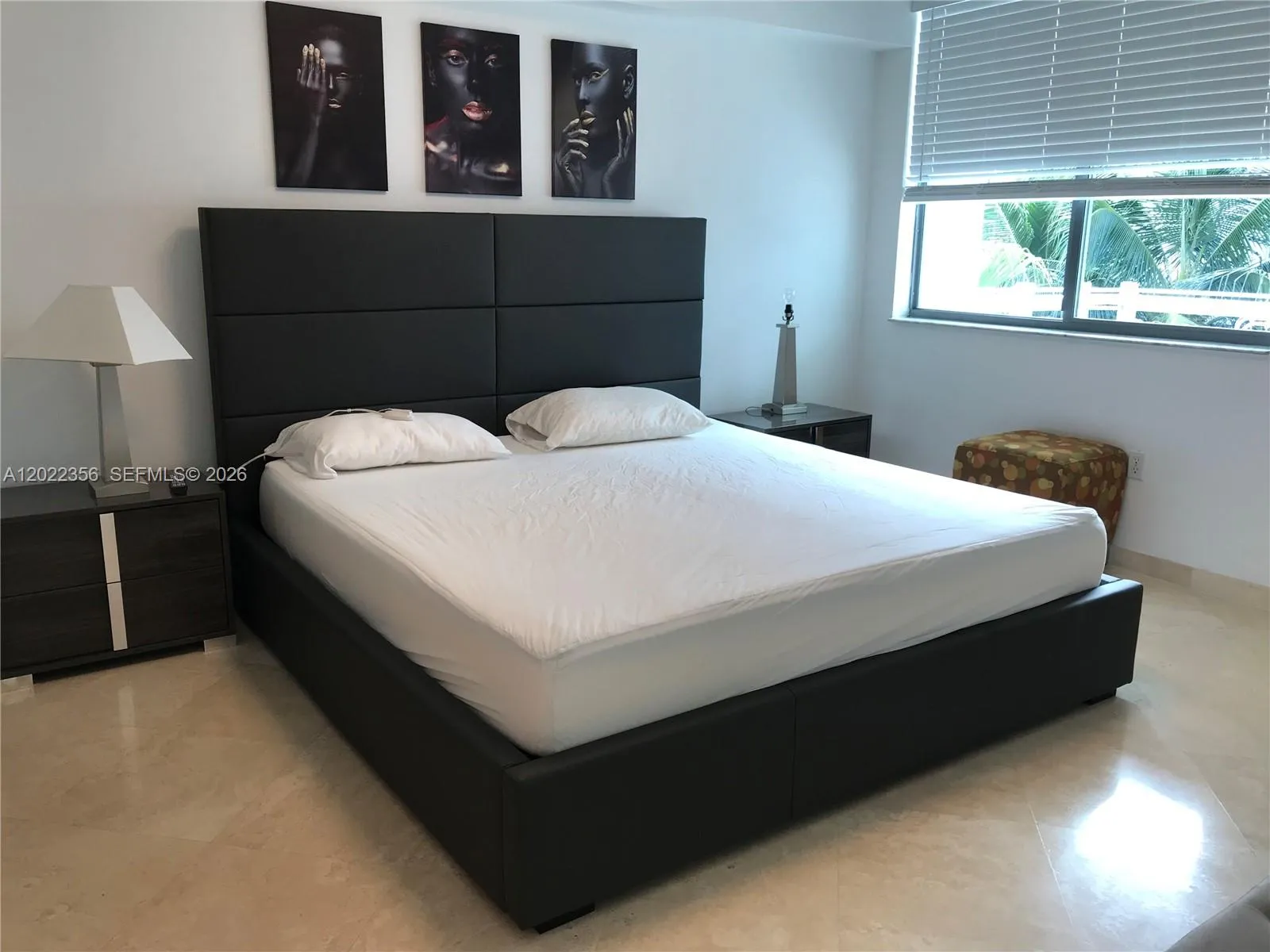 Foto de propiedad en 110 Washington Avenue 1614, Miami Beach, FL 33139 Miami Beach con MLS# 