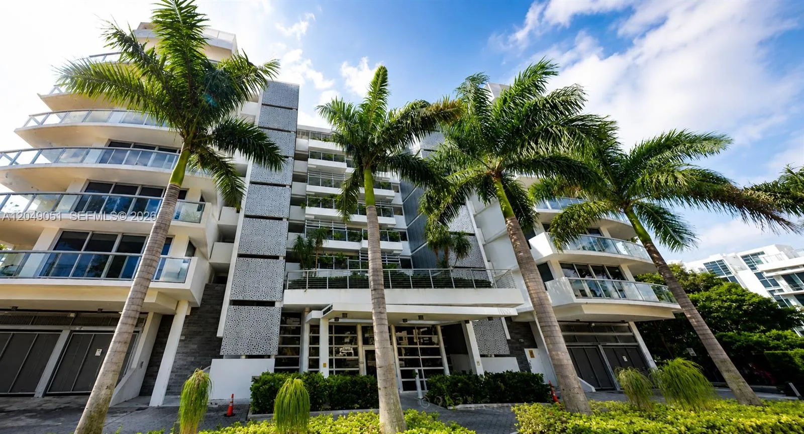 Foto de propiedad en 1100 100th Street 401, Bay Harbor Islands, FL 33154 Bay Harbor Islands con MLS# 