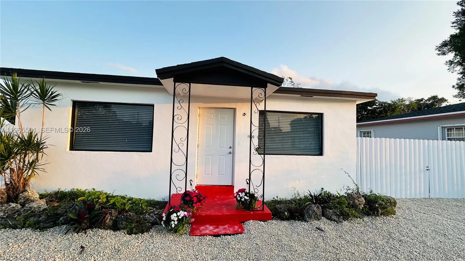 Foto de propiedad en 1100 NW 75th Street, Miami, FL 33150 Miami con MLS# 