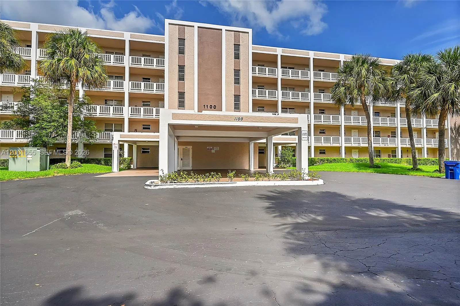 Foto de propiedad en 1100 NW 87th Avenue 401, Coral Springs, FL 33071 Coral Springs con MLS# 