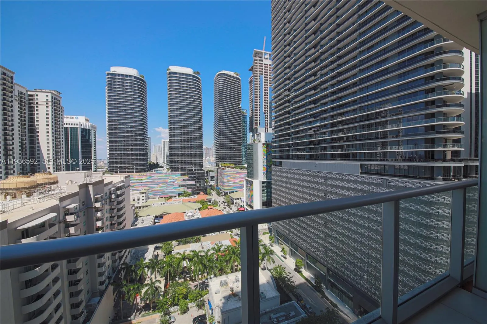 Foto de propiedad en 1100 S Miami Avenue 1707, Miami, FL 33130 Miami con MLS#