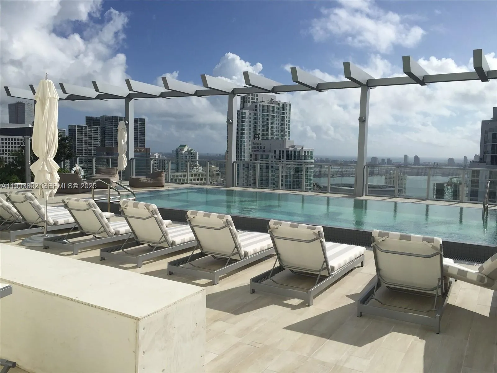 Foto de propiedad en 1100 S Miami Avenue 710, Miami, FL 33130 Miami con MLS#