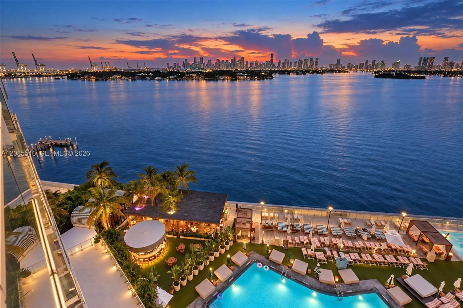 En Venta 1100 West Avenue 1020, Miami Beach, FL 33139, Miami Beach, FL 33139