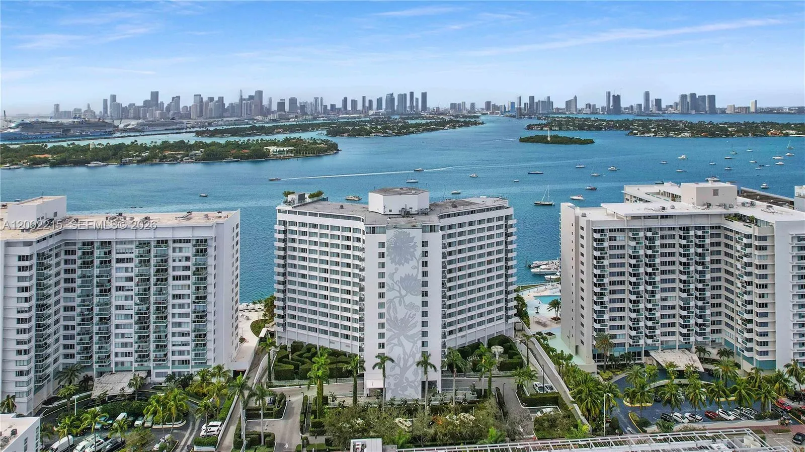 En Venta 1100 West Avenue 1115, Miami Beach, FL 33139, Miami Beach, FL 33139