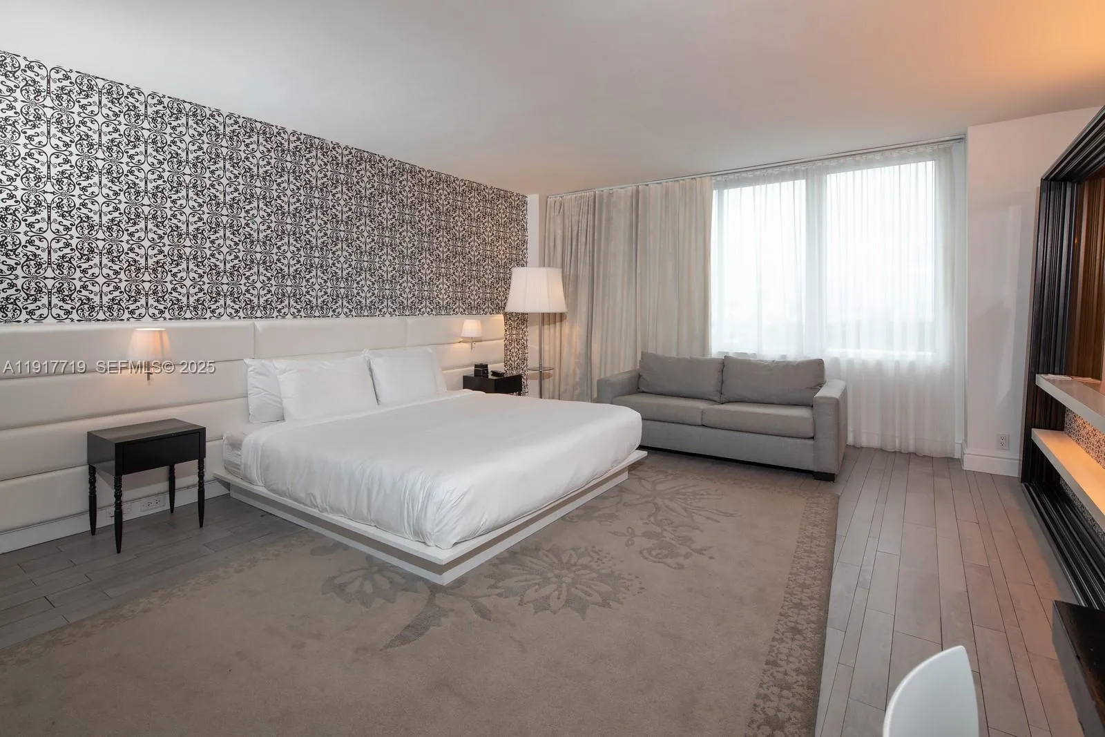 Foto de propiedad en 1100 West Avenue 1515, Miami Beach, FL 33139 Miami Beach con MLS# 