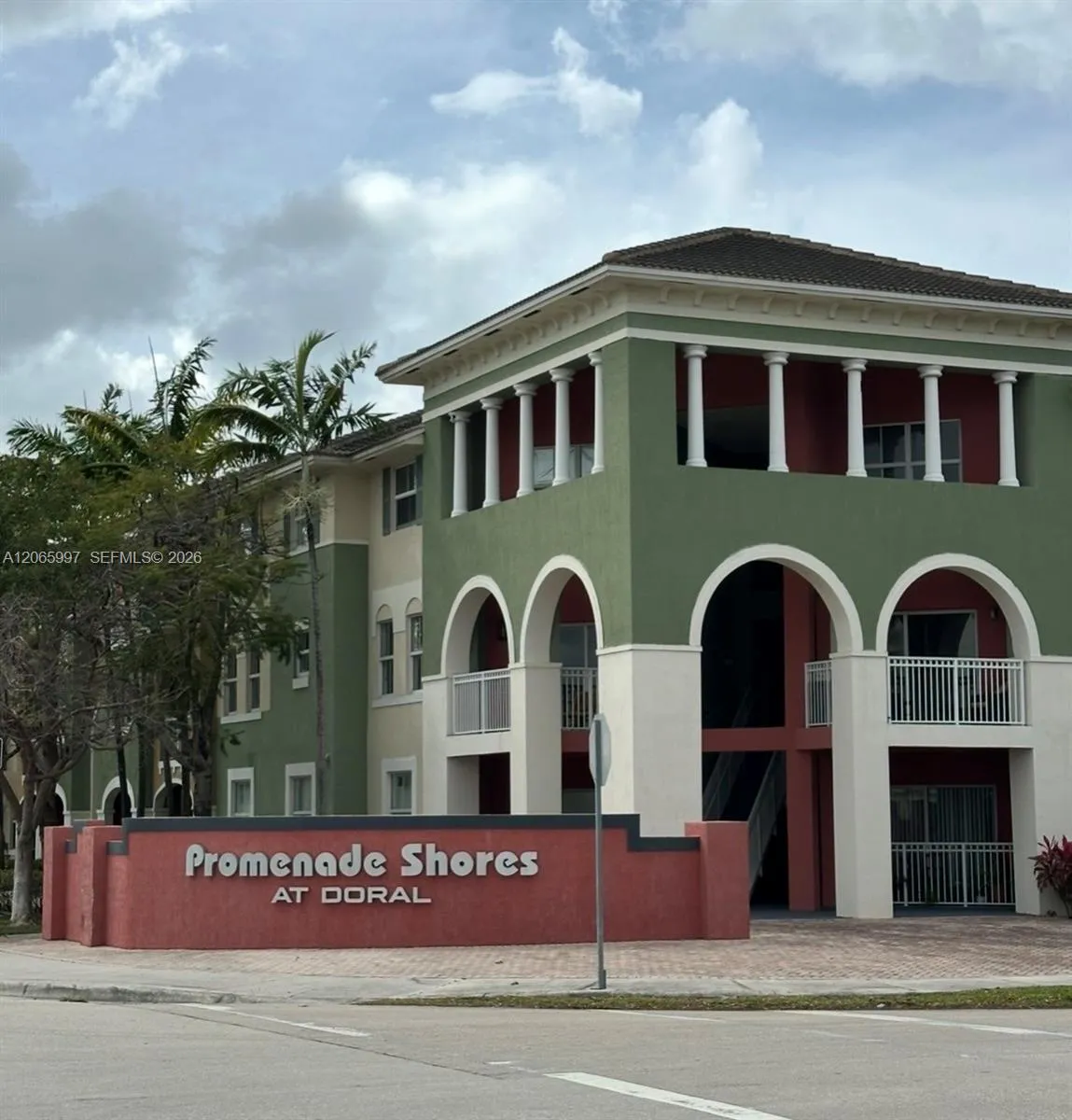 Foto de propiedad en 11002 NW 83rd Street 202, Doral, FL 33178 Doral con MLS# 