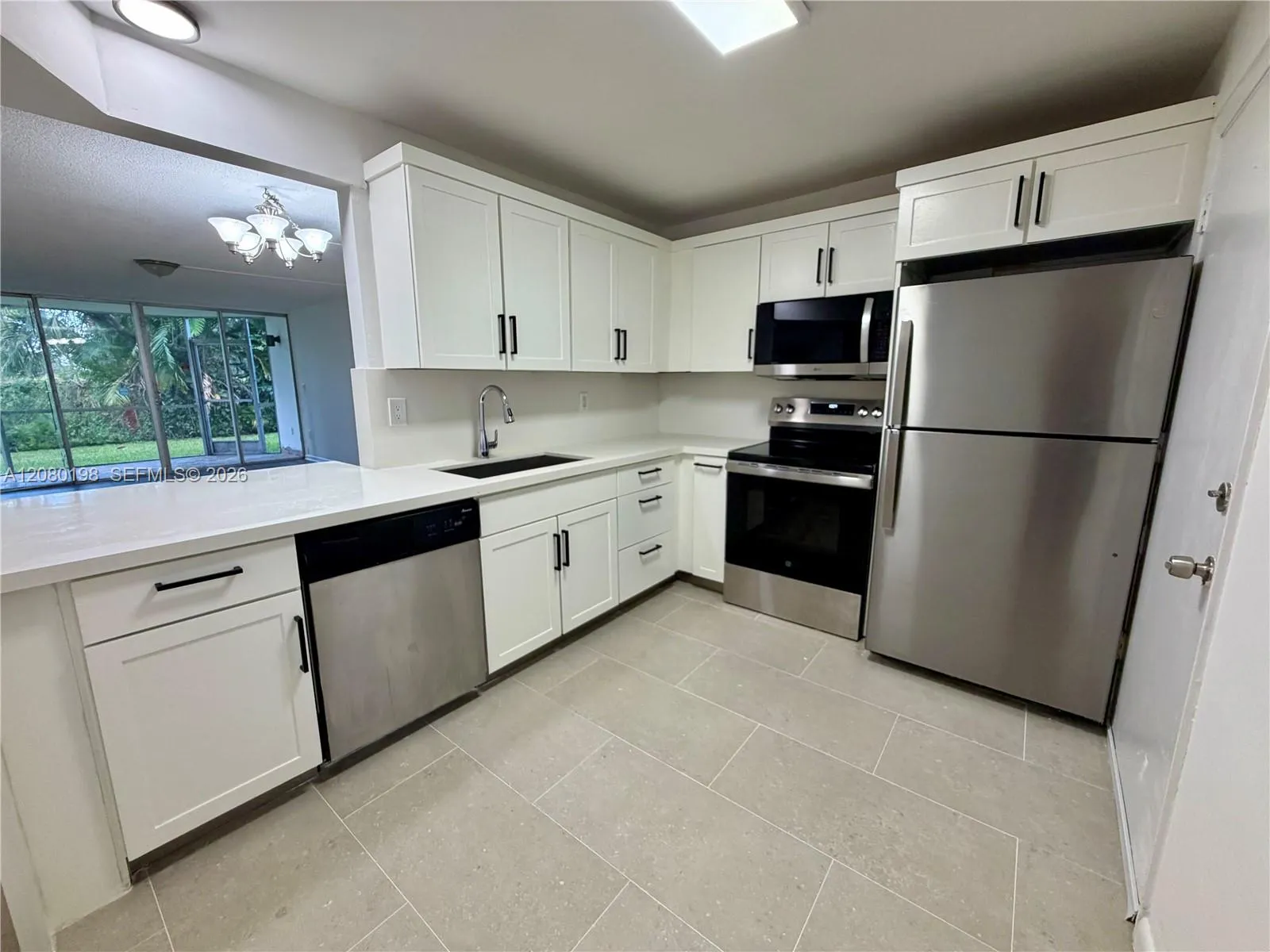 Foto de propiedad en 1101 NE 191st Street H101, Miami, FL 33179 Miami con MLS# 