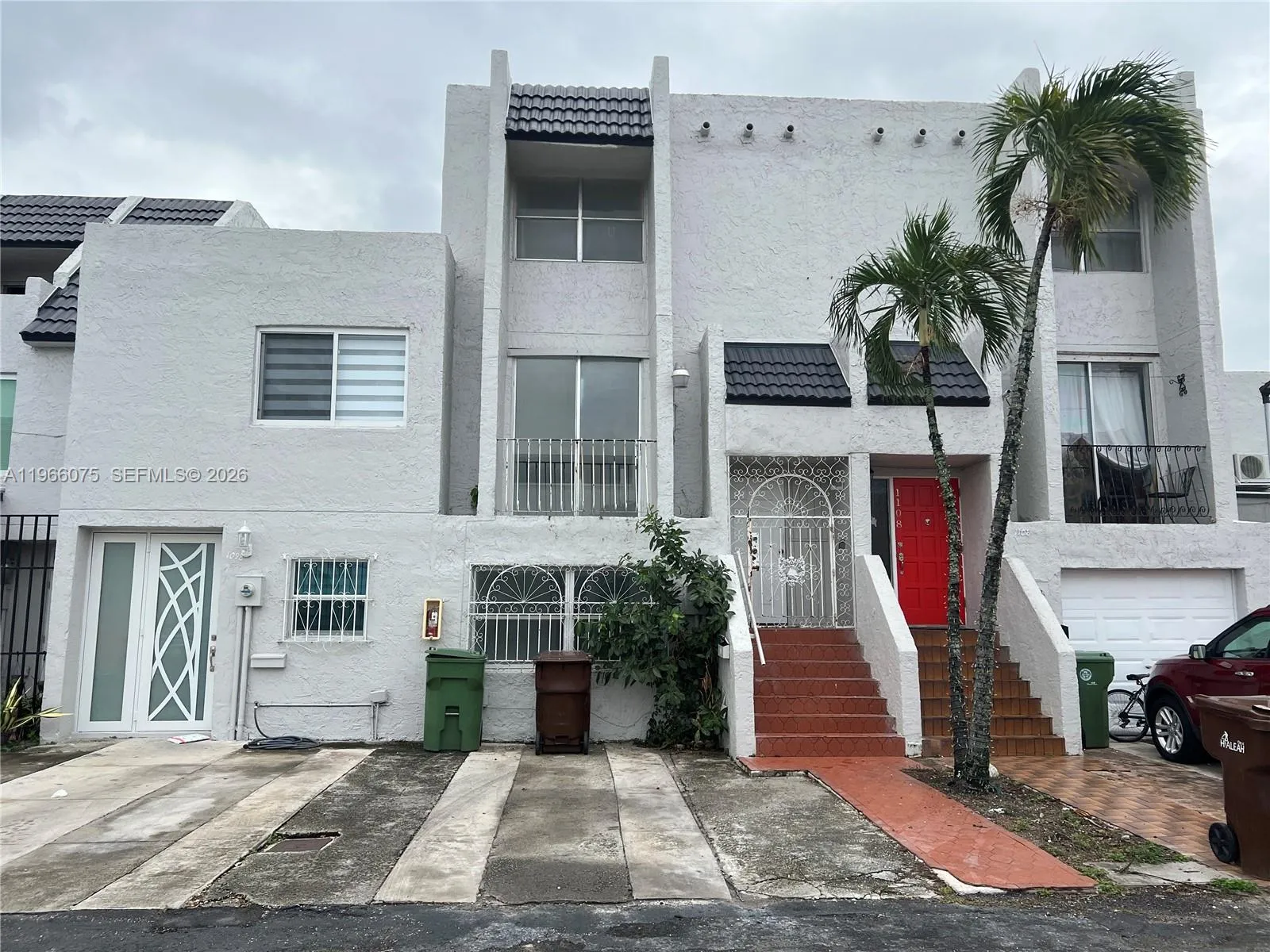 Vendido 1104 W 44th Street 87, Hialeah, FL 33012, Hialeah, FL 33012