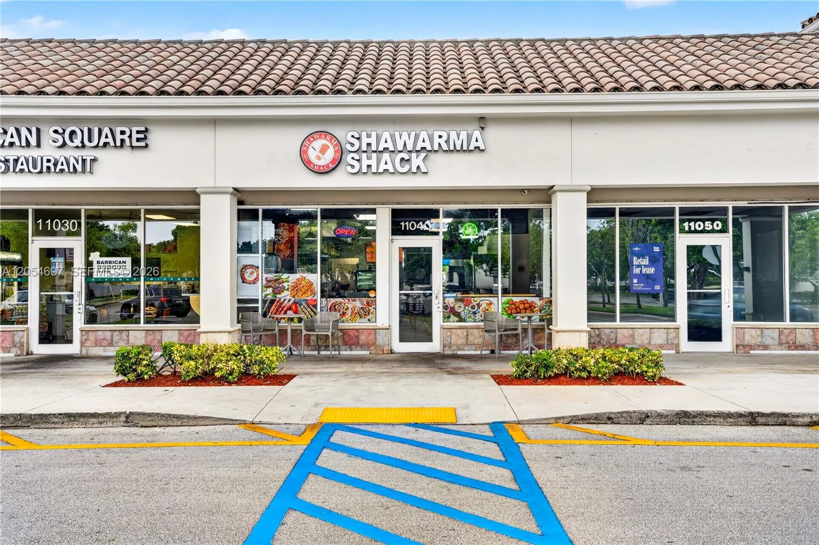 Foto de propiedad en 11040 Pembroke Road, Miramar, FL 33025 Miramar con MLS# 
