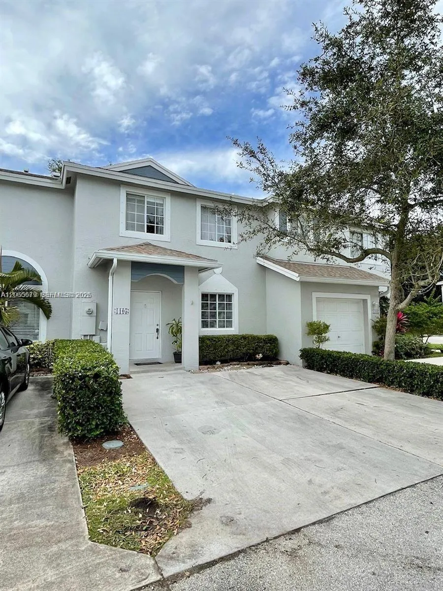 Foto de propiedad en 1105 SW 44th Way 1105, Deerfield Beach, FL 33442 Deerfield Beach con MLS# 
