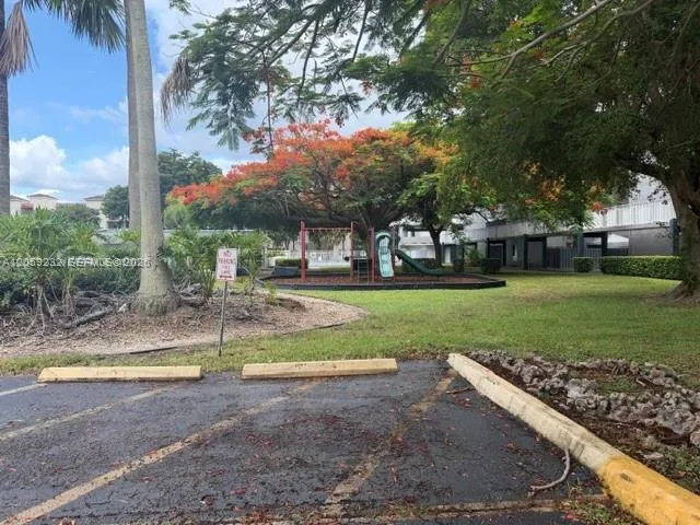 En Venta 11060 SW 196th Street 110, Cutler Bay, FL 33157, Cutler Bay, FL 33157