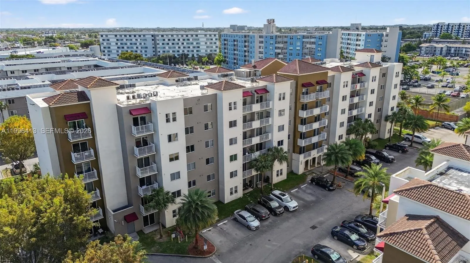 Foto de propiedad en 11060 SW 196th Street 504, Cutler Bay, FL 33157 Cutler Bay con MLS# 