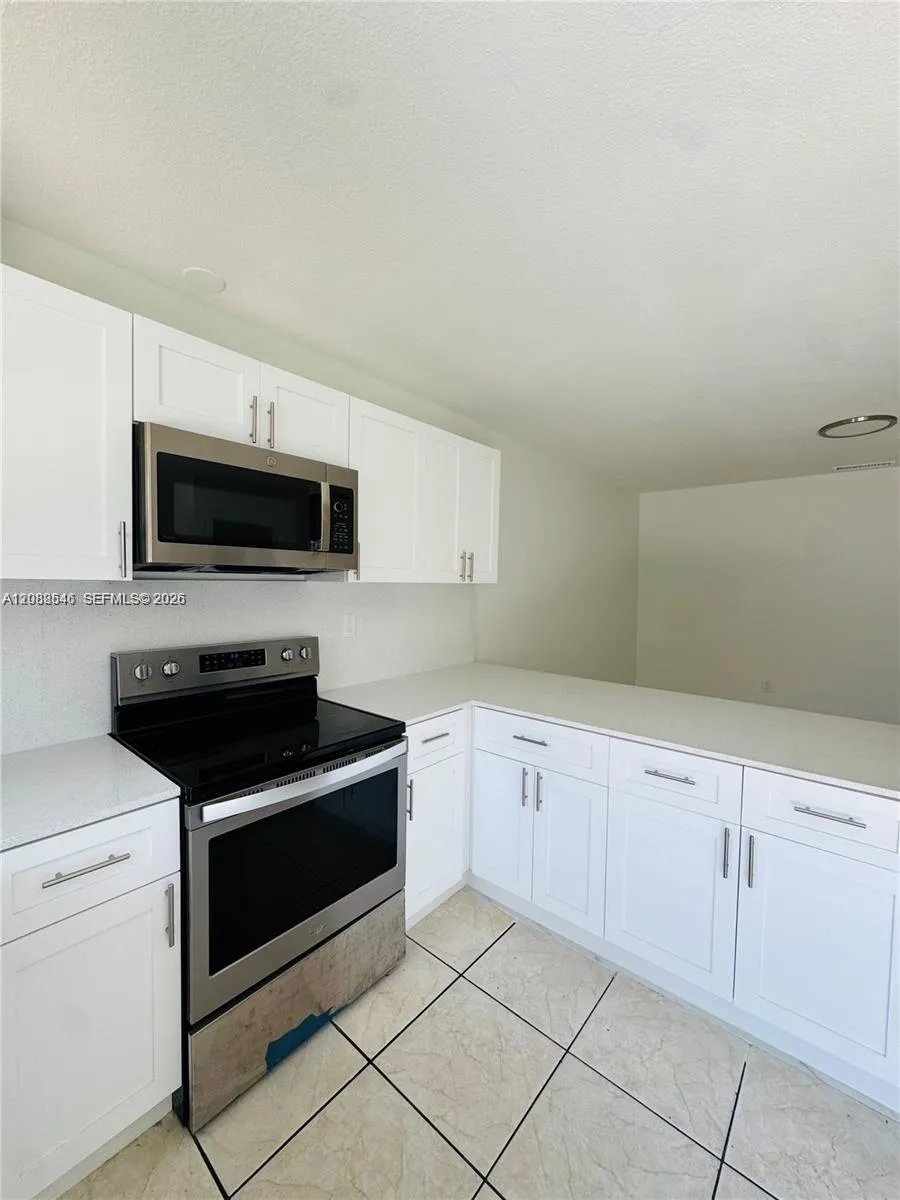 En Renta 1107 NW 30th Avenue 1107, Miami, FL 33125, Miami, FL 33125
