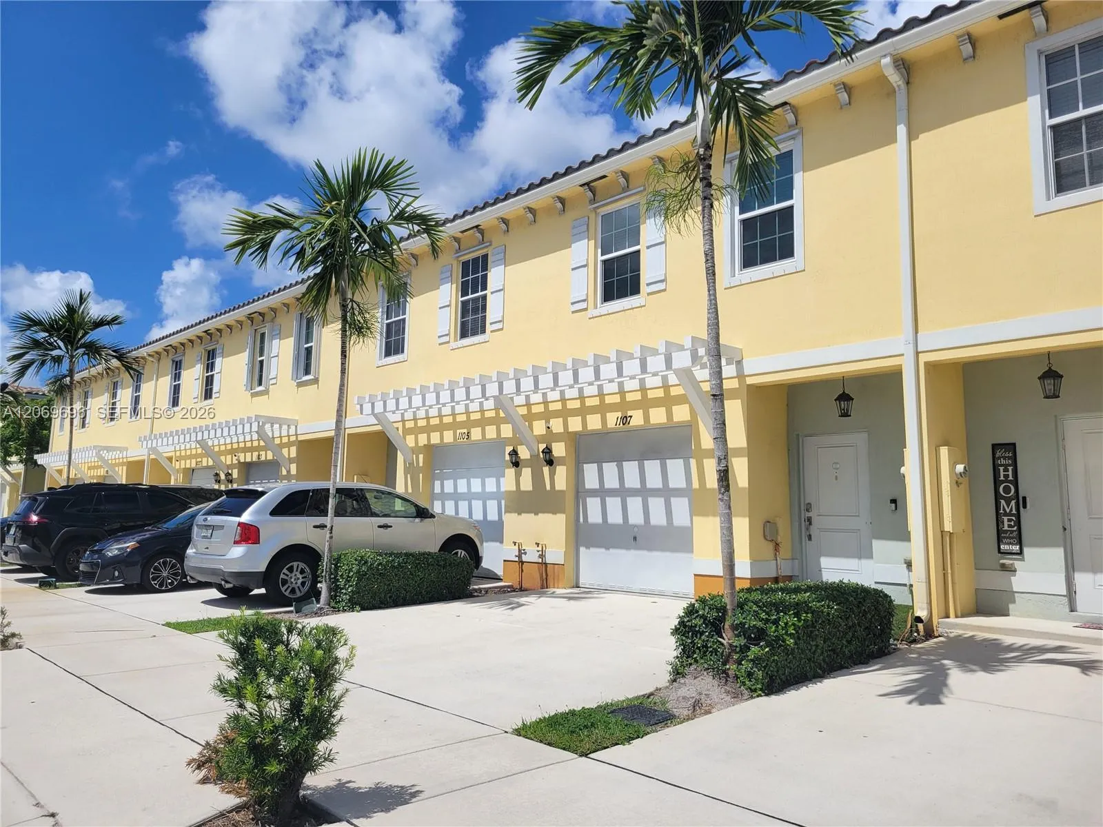 Foto de propiedad en 1107 NW 40th Terrace 1107, Lauderhill, FL 33313 Lauderhill con MLS# 