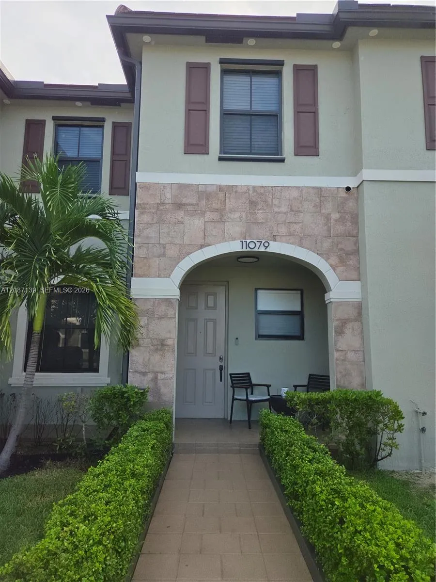 En Venta 11079 W 32nd Lane, Hialeah, FL 33018, Hialeah, FL 33018