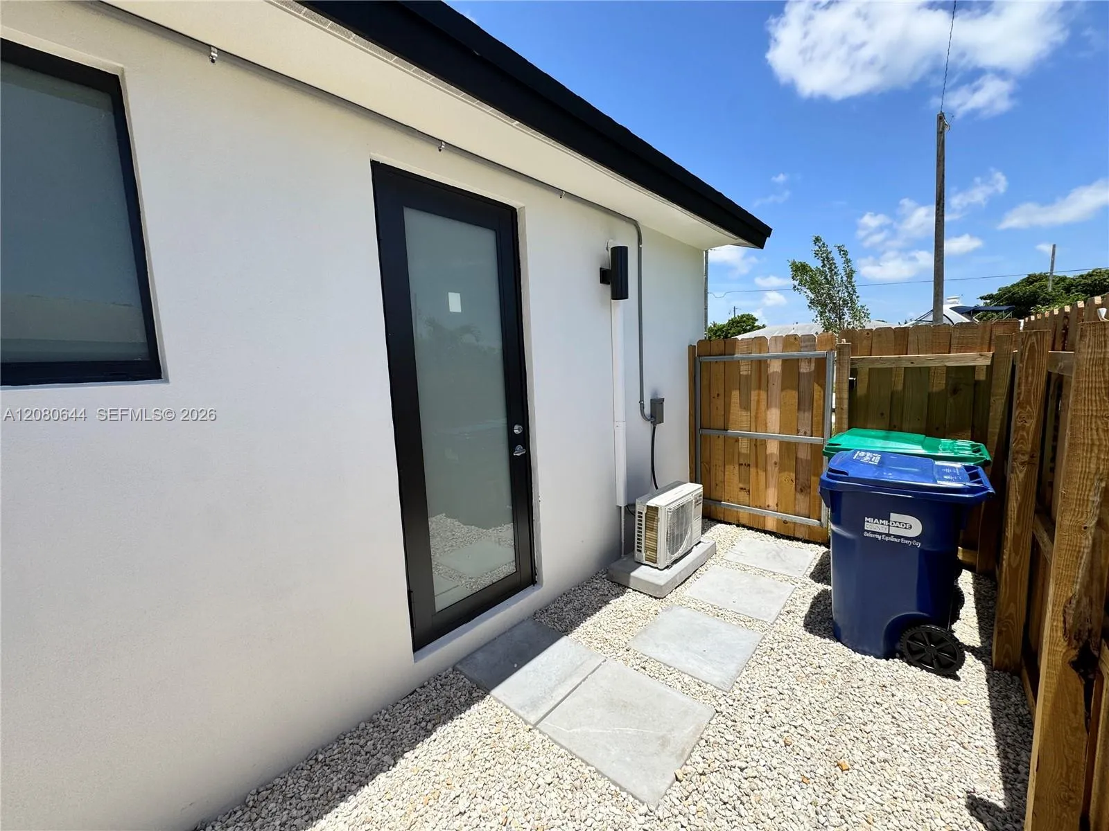 En Renta 11086 SW 219 Street 2, Miami, FL 33170, Miami, FL 33170