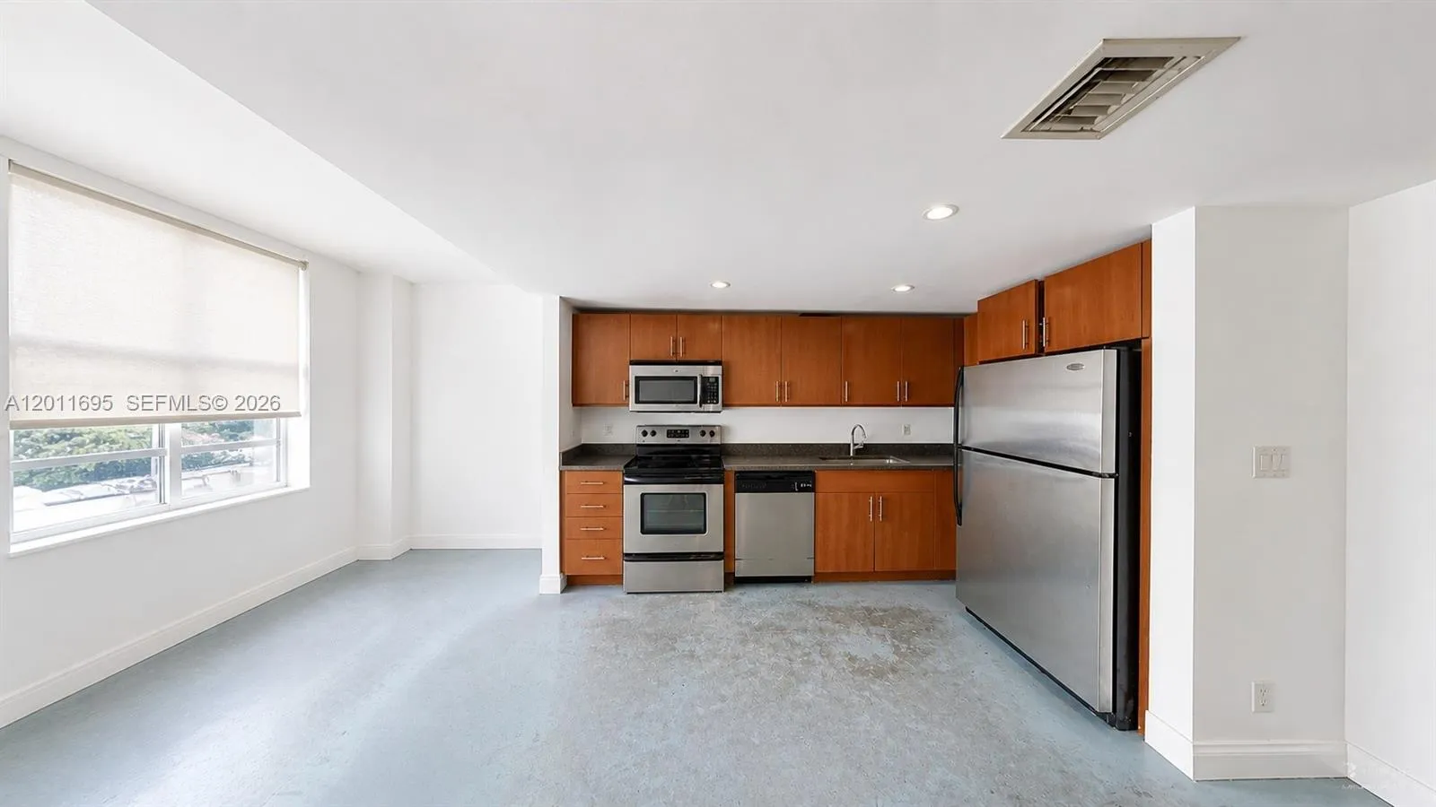 Foto de propiedad en 111 E Flagler Street 705, Miami, FL 33131 Miami con MLS# 