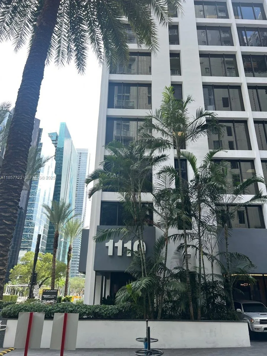 Vendido 1110 Brickell Avenue 103, Miami, FL 33131, Miami, FL 33131