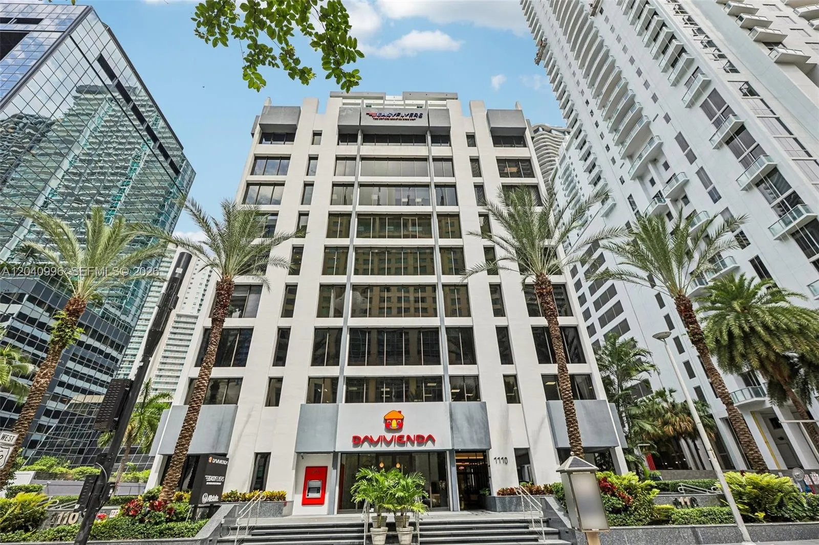 Foto de propiedad en 1110 Brickell Avenue 512, Miami, FL 33131 Miami con MLS# 