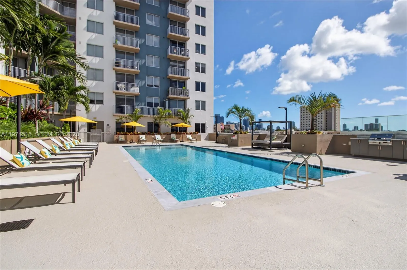 En Venta 1110 NW 1 Street 703, Miami, FL 33128, Miami, FL 33128