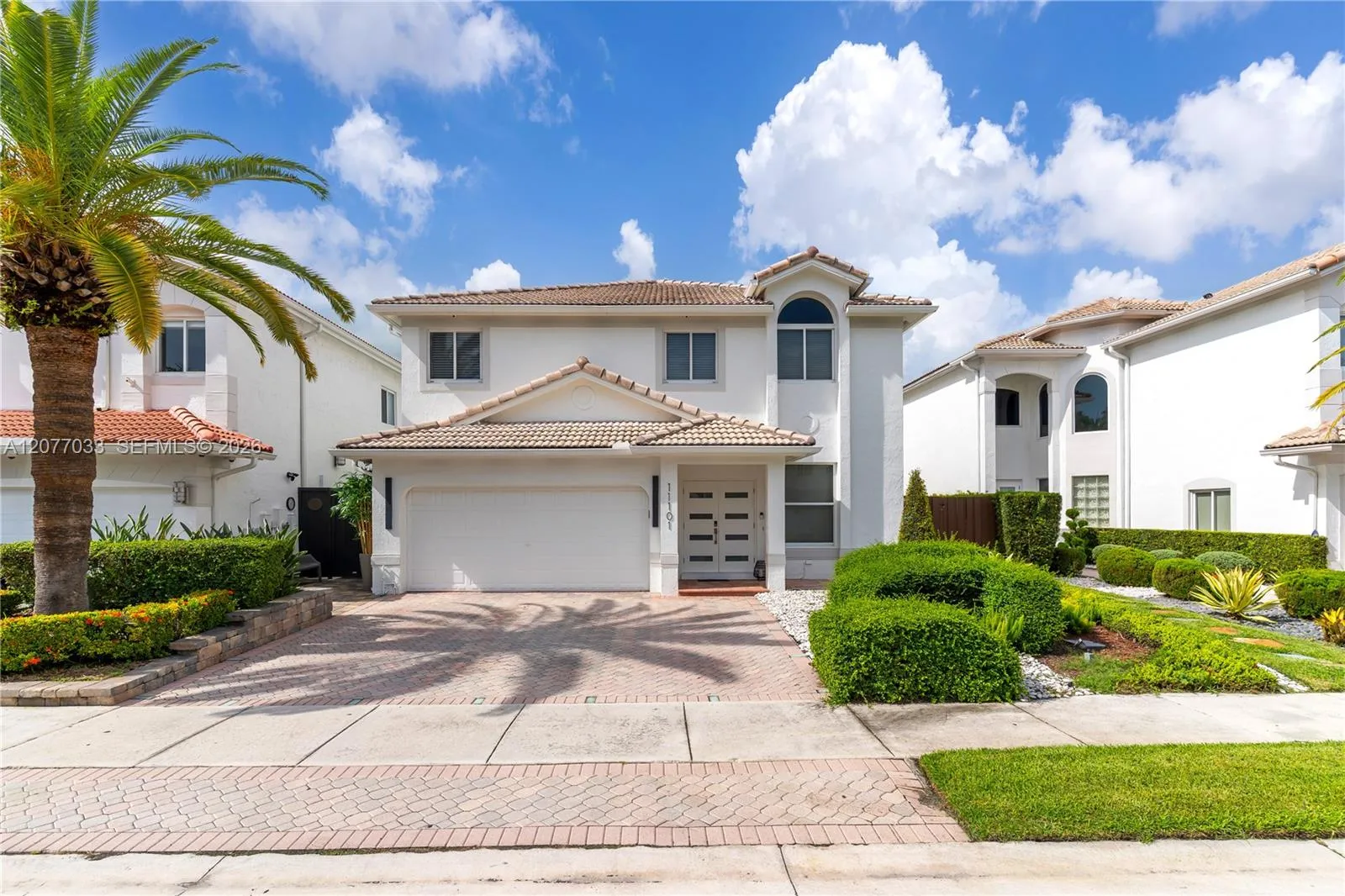 Foto de propiedad en 11101 NW 72nd Terrace, Doral, FL 33178 Doral con MLS# 