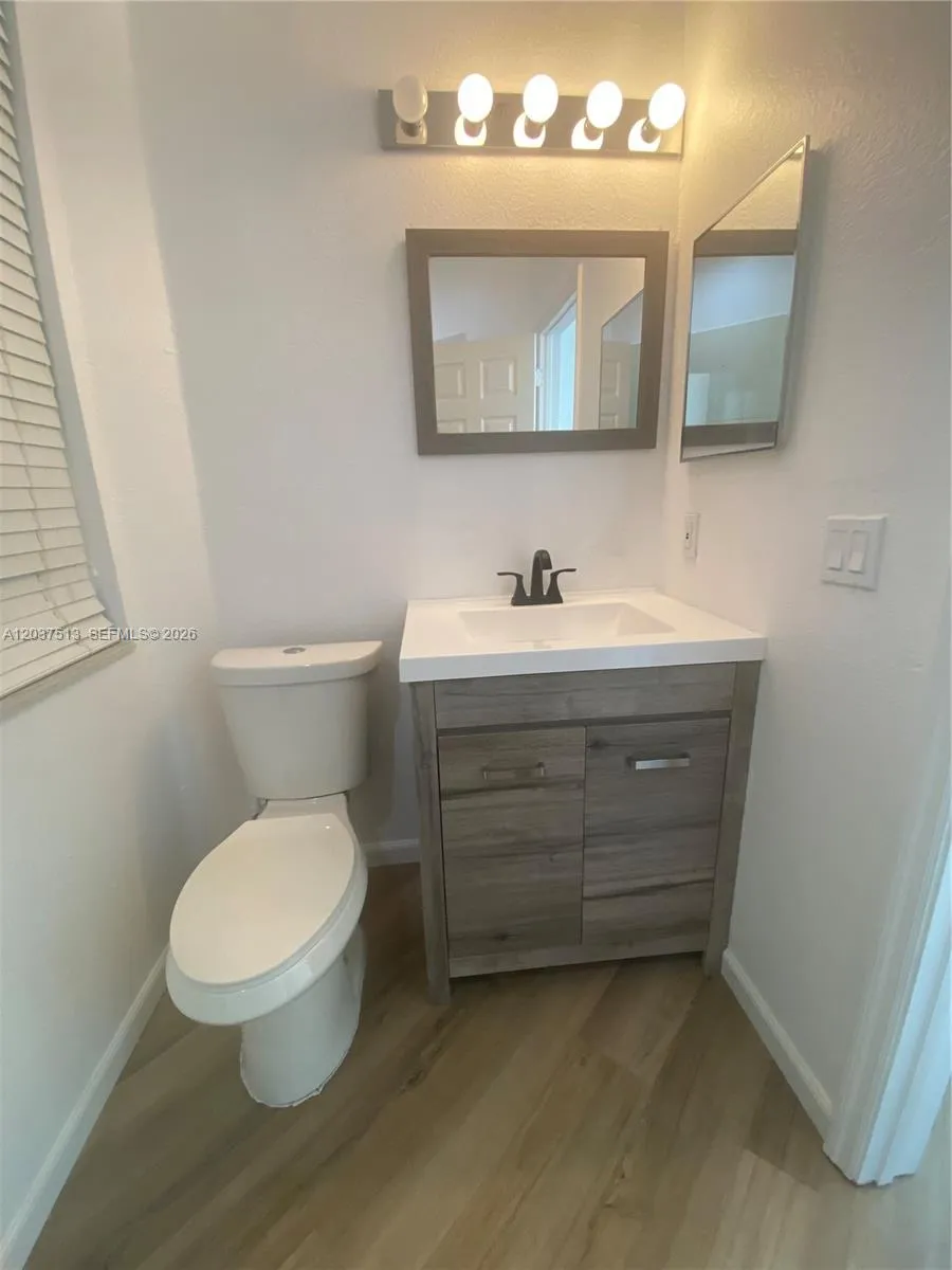 Foto de propiedad en 11103 NW 83rd Street 201, Doral, FL 33178 Doral con MLS# 