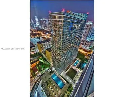 Foto de propiedad en 1111 SW 1 Avenue 1414-N, Miami, FL 33130 Miami con MLS#