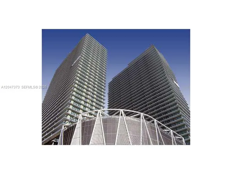Foto de propiedad en 1111 SW 1 Avenue 2419-N, Miami, FL 33130 Miami con MLS#