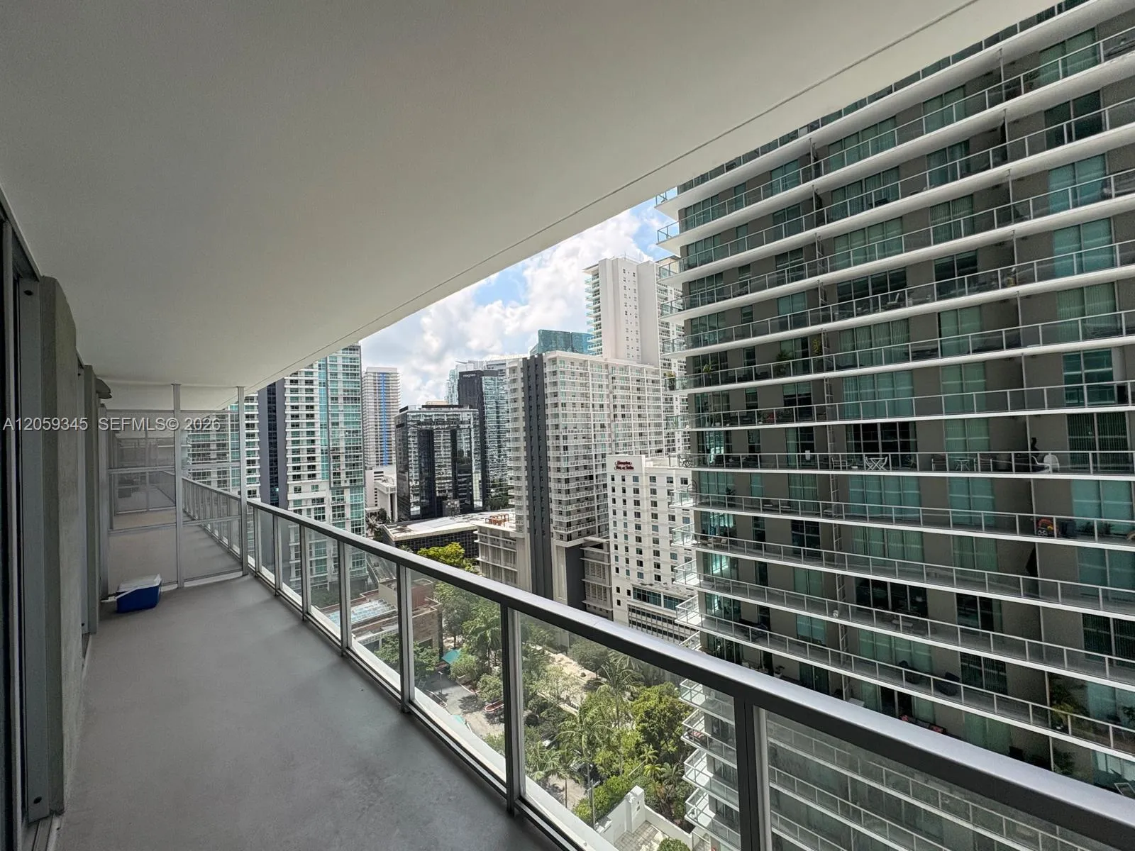 Foto de propiedad en 1111 SW 1st Avenue 2015-N, Miami, FL 33130 Miami con MLS#
