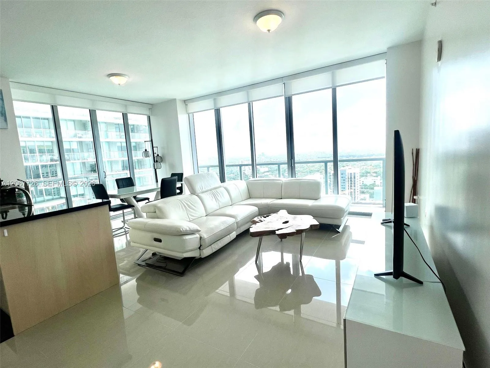 Foto de propiedad en 1111 SW 1st Avenue 3214, Miami, FL 33130 Miami con MLS#