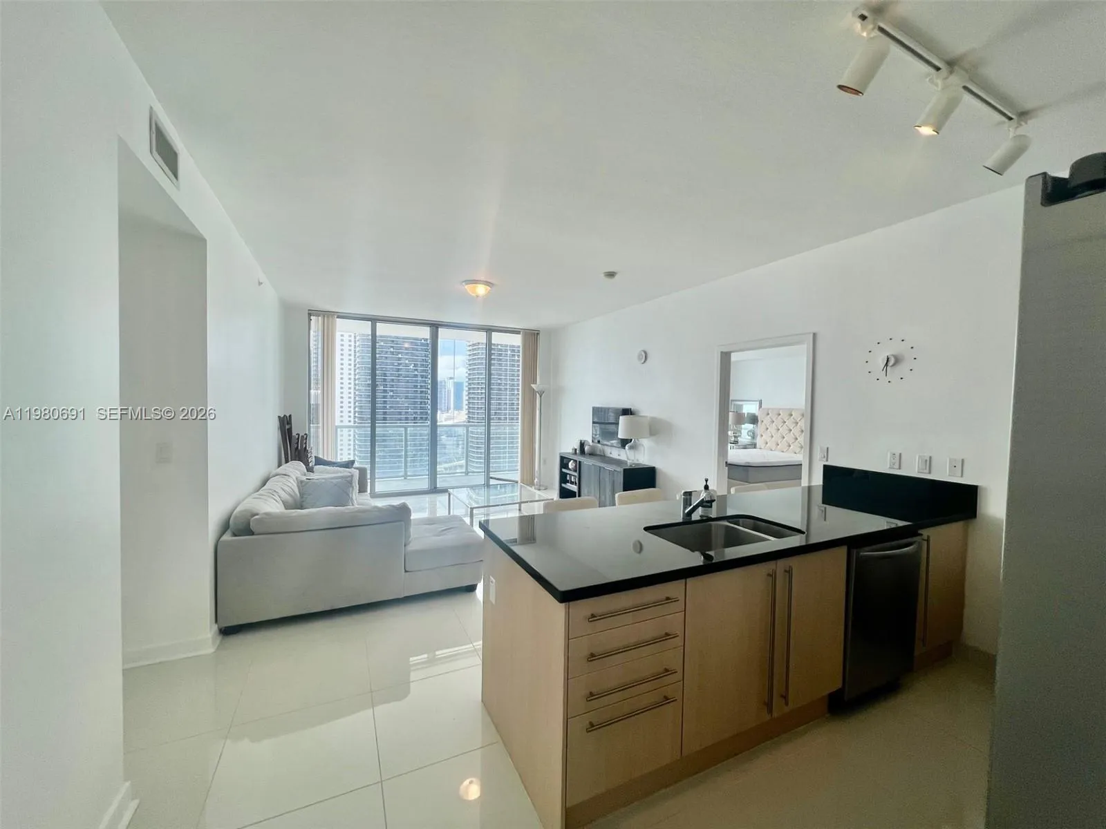 Foto de propiedad en 1111 SW 1st Avenue 3223, Miami, FL 33130 Miami con MLS#
